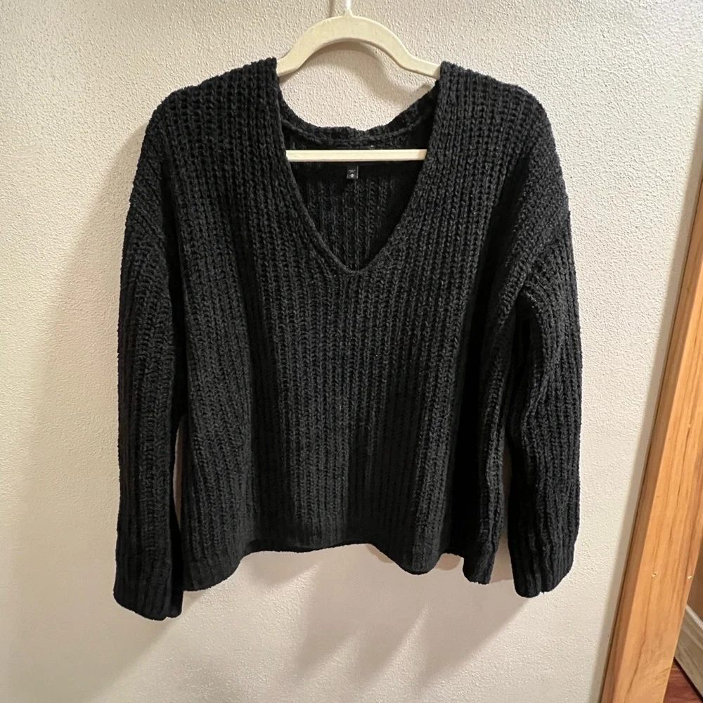 Express Sweater - Picture 1 of 1